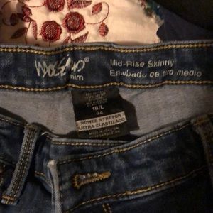Size 18L skinny jeans